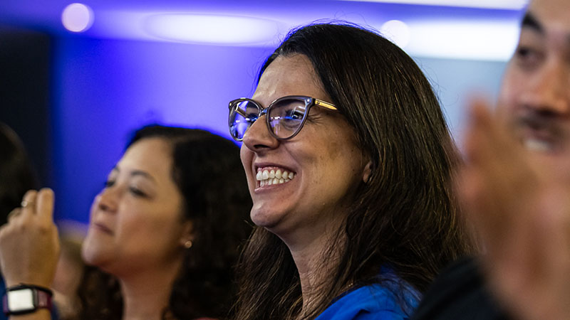 mulher sorrindo